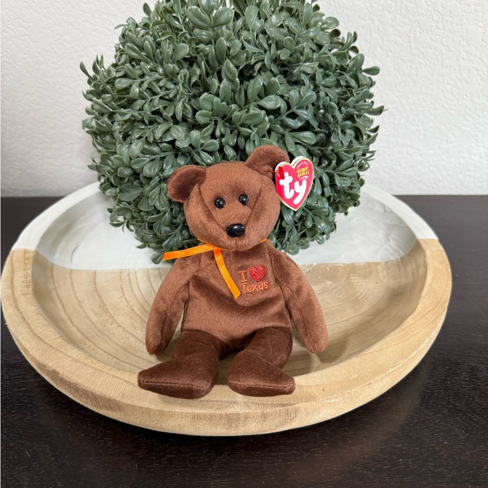 Ty Beanie Baby bear “I Love Texas”